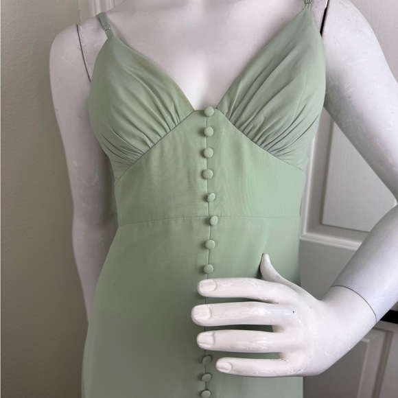 AZAZIE BECCA Agave Sheath V-Neck Chiffon Dress.  B4 - Picture 5 of 17